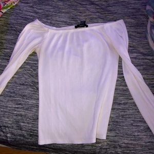 Whit long sleeve off the shoulder shirt